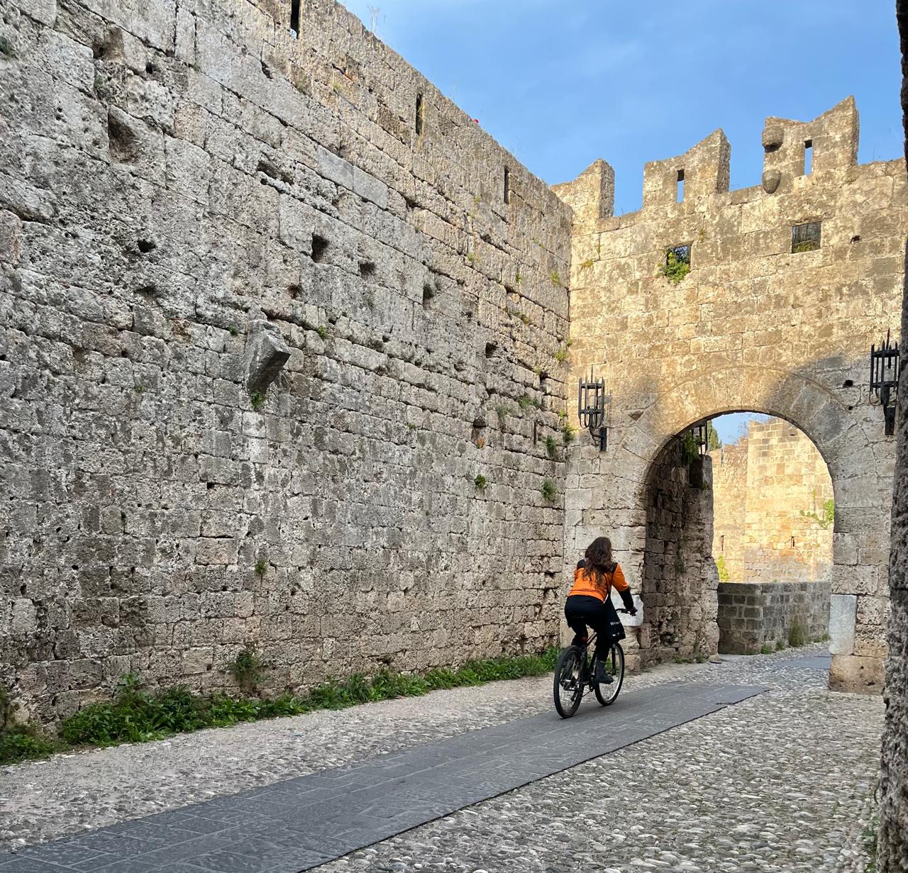 5b98dcce b188 4d54 85e5 4d7acac2d6e1